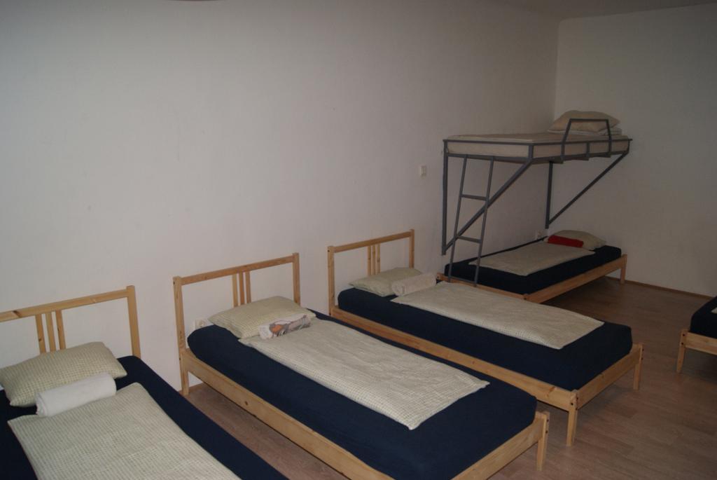 Happy Hostel Budapest Extérieur photo