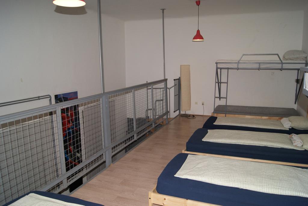 Happy Hostel Budapest Chambre photo