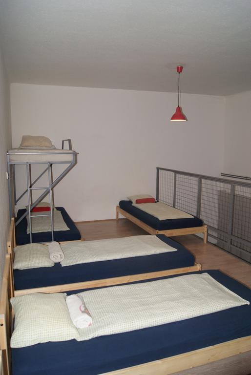 Happy Hostel Budapest Extérieur photo