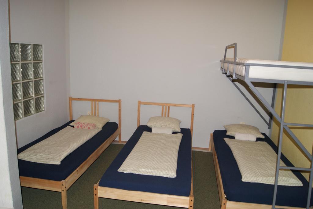 Happy Hostel Budapest Chambre photo